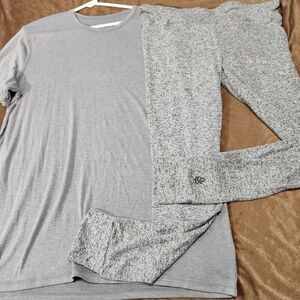 Cuddl Duds 2pcs Tshirt and legging Women Size Medium Color Gray Soft